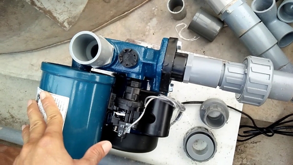 Máy bơm lắp ghép