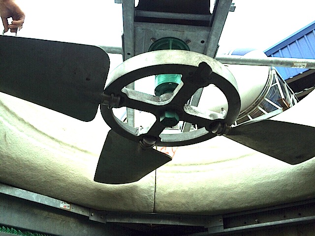 lap-canh-quat-thap-giai-nhiet-vuong-ts200rt